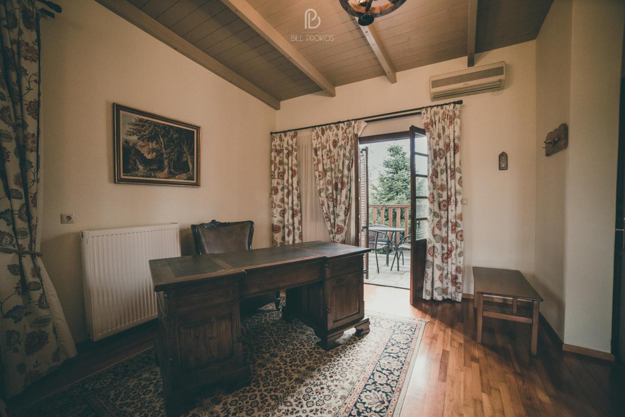 Bourazani Wild Life Resort كونيتسا الغرفة الصورة